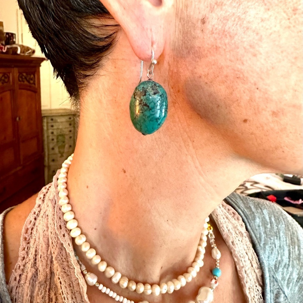 Elegant  genuine  Turquoise nuggets, Earrings